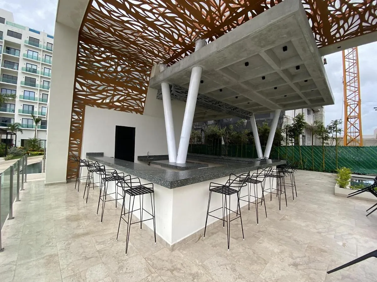 Valle Aurora 0*, Playa del Carmen Mexico
